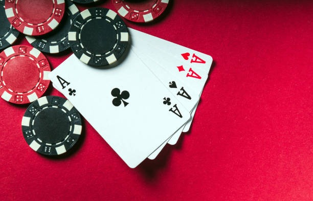 Platform ortugeming menampilkan kategori sportsbook, live dealer, dan slot games